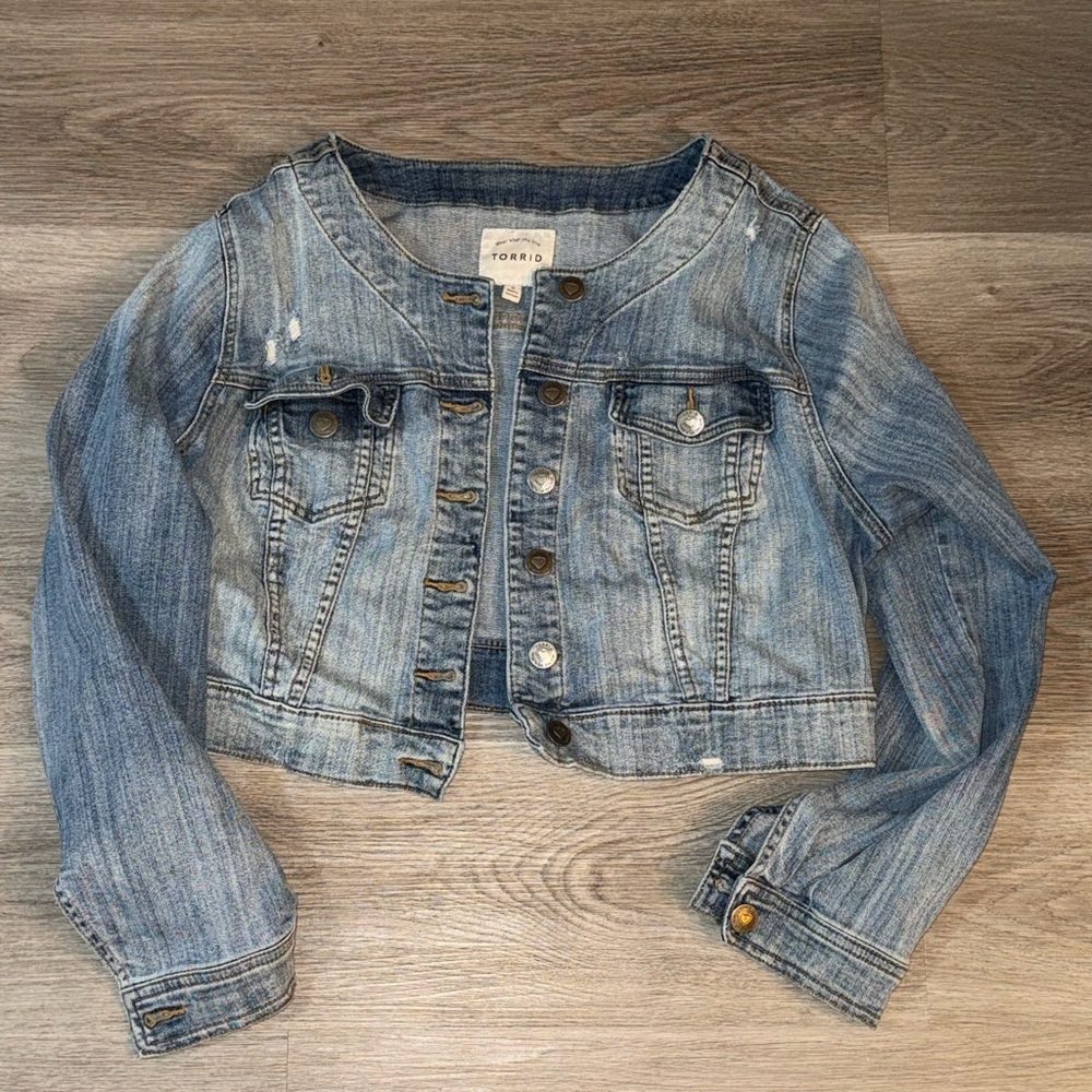 Torrid Light Blue Cropped Denim Jacket